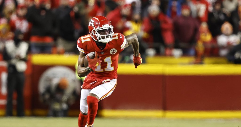 Kareem Hunt continues to wait for the right offer - NBC Sports