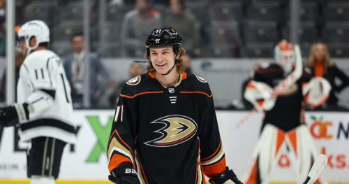 Trevor Zegras, Ducks Agree to 3-Year Contract Worth $5.75M Annually
