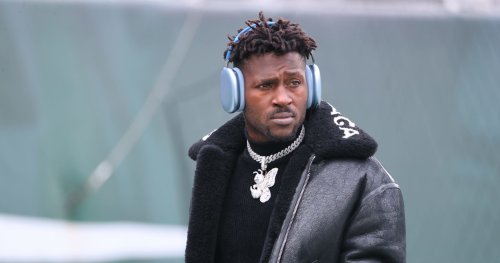 Antonio Brown's Snapchat Account Suspended After Posting Explicit