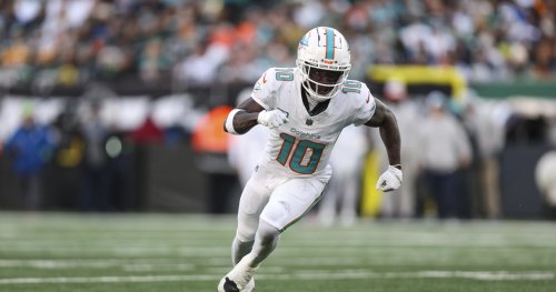 Dolphins' Tyreek Hill to Pay Salary of Photographer Suspended by NFL for Celebration