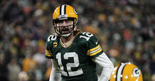Aaron Rodgers Doppelganger Spotted in Lambeau Field Crowd During Bears vs. Packers