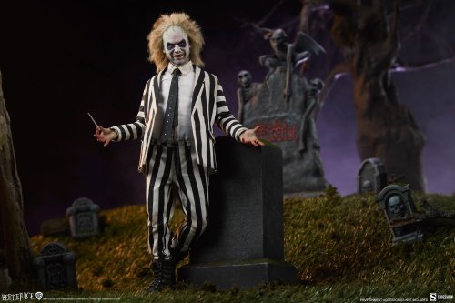 It's Showtime as Sideshow Collectibles Unveils New 1/6 Beetlejuice