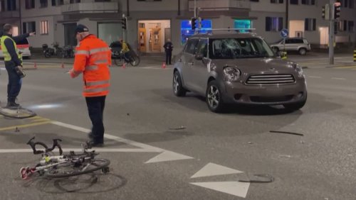 Auf Zürcher Bullingerplatz: Velofahrer nach Unfall mit Auto schwerverletzt