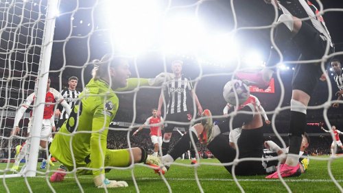 Arsenal – Newcastle 4:1: Kurioses Eigentor – zu viele Spieler wollen verteidigen