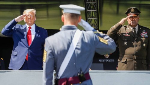 Un caprice payé par les Américains: Trump s'offre un défilé militaire à 45 millions... pour son anniversaire
