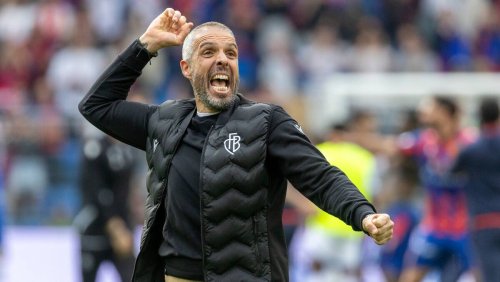 Geht der FCB-Meistertrainer?: «Meine Frau ist schon wütend» – Celestini scherzt über Pläne