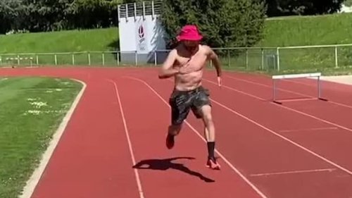 Nach schwerem Sturz in Bormio mit Hirnblutung: Ski-Star Cyprien Sarrazin erstmals wieder im Training