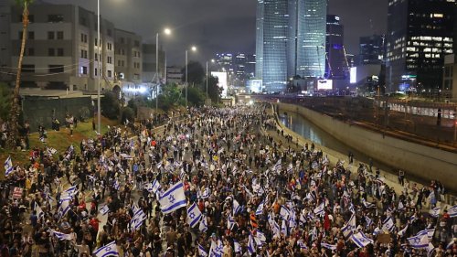 Appel à une pause: Nouvelle mobilisation en Israël contre la réforme judiciaire