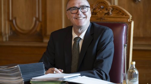 Auf Visite bei den Truppen: Bundesrat Pfister besucht Armee-Kampfübungen in Österreich