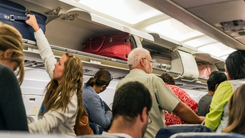 Knallhart-Regel nach Landung: Türkei-Touris droht schon im Flugi eine Busse