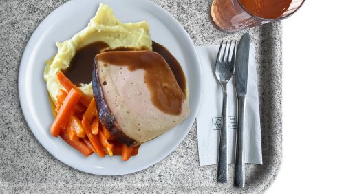 Soldat dokumentiert seine Menüs: Dieses Essen erwartet Rekruten im Militär – die Bilder