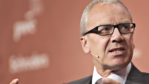 Er hat die Deals mit René Benko abgesegnet: Für den Julius-Bär-Präsidenten wird die Luft dünn