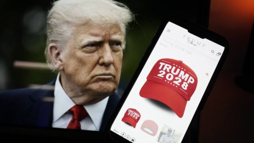 Un 3e mandat?: Trump lance une nouvelle collection «Trump 2028»