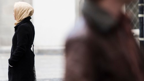 Wegen Kopftuch: Frau wird Zugang zu Restaurant verweigert