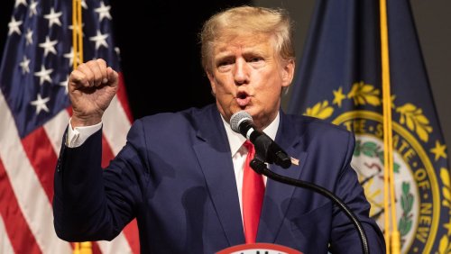 Kampagne von Ex-Präsident stottert: Trump eröffnet seinen Wahlkampf – und zieht ein paar hundert Menschen an