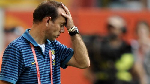 Rücktritt nach wenigen Wochen: Santos-Trainer von Missbrauchsvorwürfen eingeholt