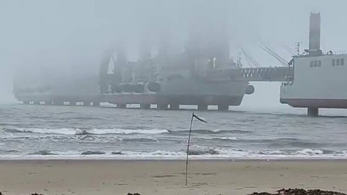 Les experts militaires estiment que l'utilisation civile est improbable: Une étrange construction navale découverte au large des côtes chinoises