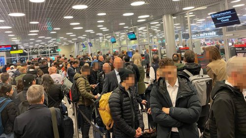 Reisende sind sauer: Warte-Wahnsinn am Zürcher Flughafen – das steckt dahinter