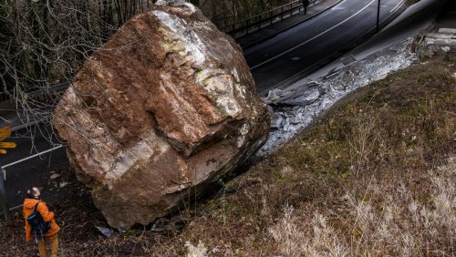 Nach Erdrutsch vor einem Jahr immer noch da: Wie der Kanton Waadt gegen diesen 160-Tonnen-Koloss kämpft