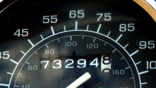 Raser geschnappt: Polizei blitzt Motorrad mit 60 km/h zu viel auf dem Tacho