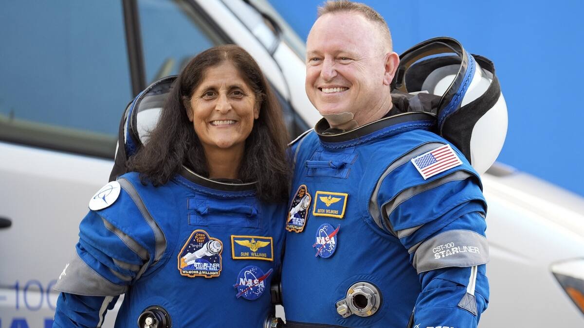 Des pieds de bébé?: En rentrant sur terre, les deux astronautes de l'ISS souffriront le martyre