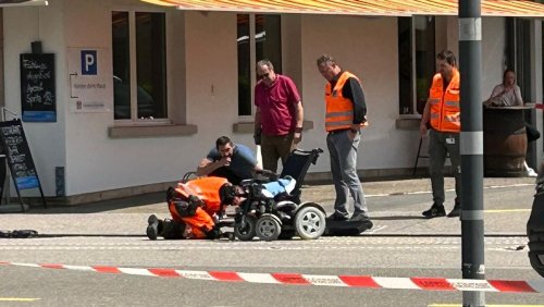 Unfall in Affoltern am Albis: Rollstuhlfahrer stirbt nach Crash mit Auto