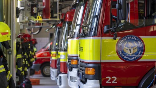 Ursache unklar: Zwei Verletzte bei Küchenbrand in Basel