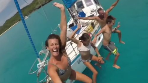 Alles hinter sich gelassen: Australische Familie lebt seit neun Jahren auf Segelboot