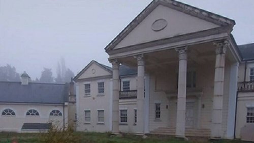 Geister-Villa für 11 Millionen: Entdecker findet verlassenes Herrenhaus