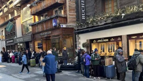 A Zermatt, les touristes se retrouvent bloqués à la gare