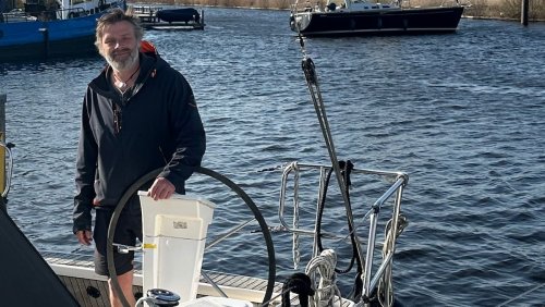 Andreas Pieser (47) wohnt das ganze Jahr auf seinem Segelboot: «Der Wind kann gleichzeitig dein bester Freund und grösster Feind sein»