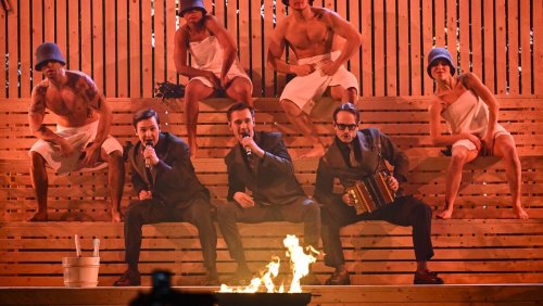 Während ESC-Woche in der Kaserne Basel: Finnen bringen Sauna zur Basler Bevölkerung