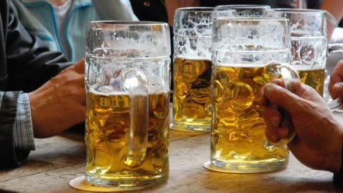 Eskalation in Zermatt VS: Engländer prügelt Betrunkenen mit Bierkrug spitalreif
