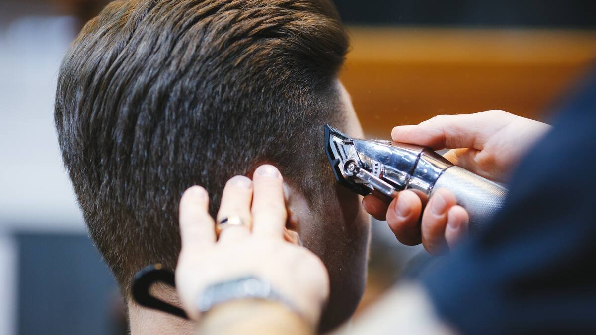 Alarm in Schweizer Barber-Shops: 17 Produkte nach Laboranalyse verboten – darauf musst du achten
