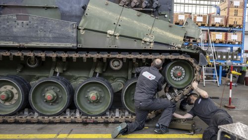 «So kann man nicht arbeiten»: Jedes fünfte Fahrzeug fällt aus: Die Schweizer Armee steht still