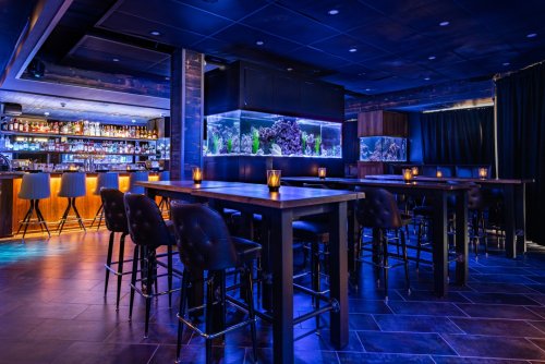 At Lost Reef In Lakeview, You Can Sip Your $55 Cocktail In An Aquarium