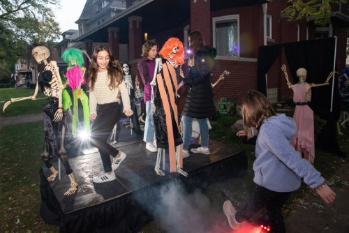 Looking To Trick-Or-Treat In Chicago? Here’s A Full List Of City-Sponsored ‘Halloweek’ Spots