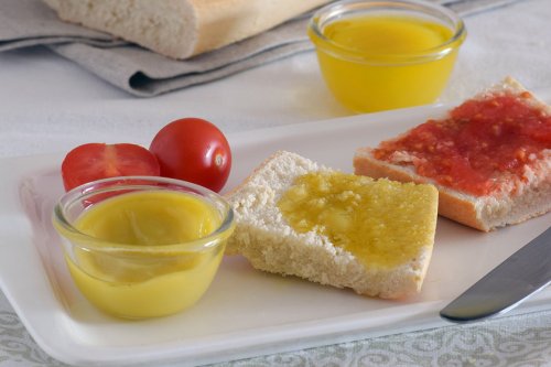 Cómo hacer crema untable de aceite de oliva: el truco más fácil para revolucionar tus desayunos
