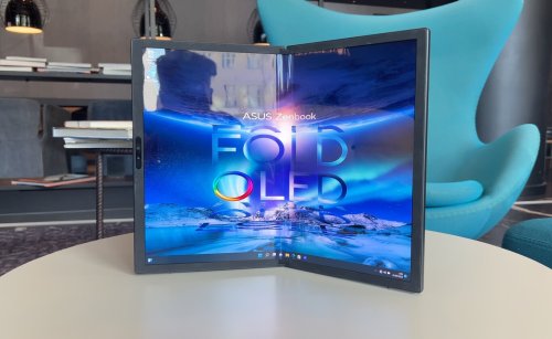 ASUS Zenbook 17 Fold OLED, primeras impresiones: el ordenador plegable que empuja los límites del portátil tradicional