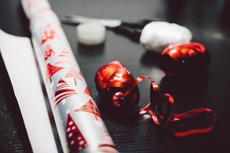 Cinco ideas funcionales y decorativas para aprovechar y reutilizar el papel de regalo