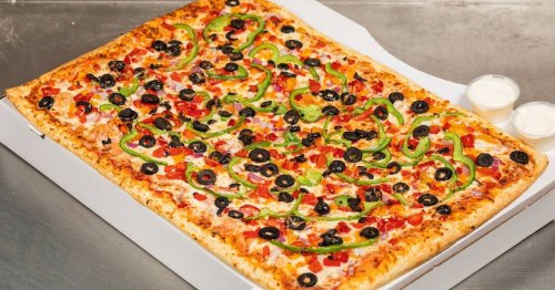 Toronto pizzeria closing down after 15 years