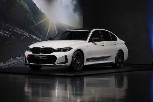 2023 BMW M340i Flaunts M Performance Parts And Carbon Roof | Flipboard