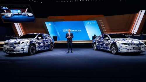 BMW Boss: Banning Gas Engines ‘Leads Down A Dead-End Street’