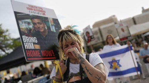 Medien: Hamas übergibt US-israelische Geisel an Rotes Kreuz