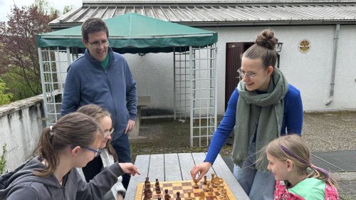Sophia Horn begeistert Mädchen für Schach in Bretten und fördert Talente