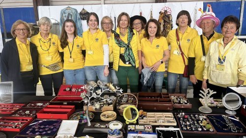 Waldbronner Eistreff öffnet am Wochenende für Schnäppchenjäger