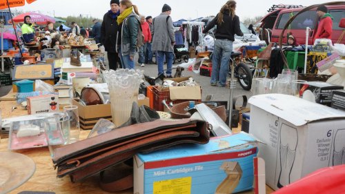 Auf dem Karlsruher Messplatz steht der erste Großflohmarkt des Jahres an