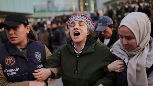 Menschenrechtler prangern Polizeigewalt in Türkei an