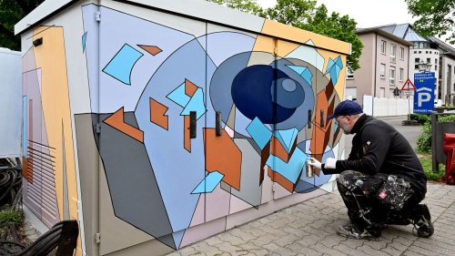 Street-Art-Künstler gestalten Verteilerkästen in Karlsruhe