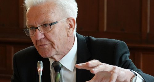 Kretschmann: Kein guter Zeitpunkt für Debatte um Kriegssoli